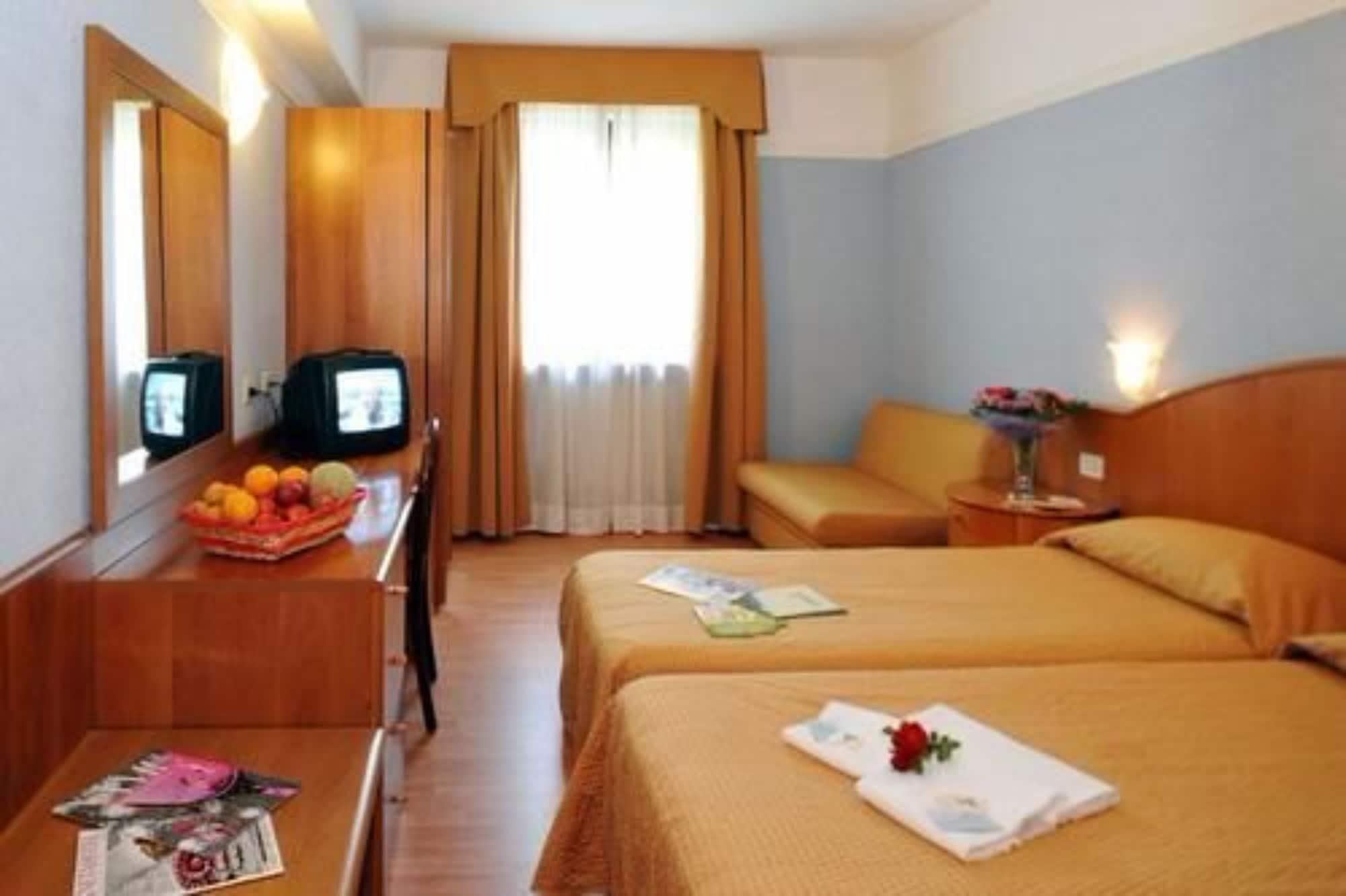 סן זנו די מונטניה Park Hotel Jolanda מראה חיצוני תמונה