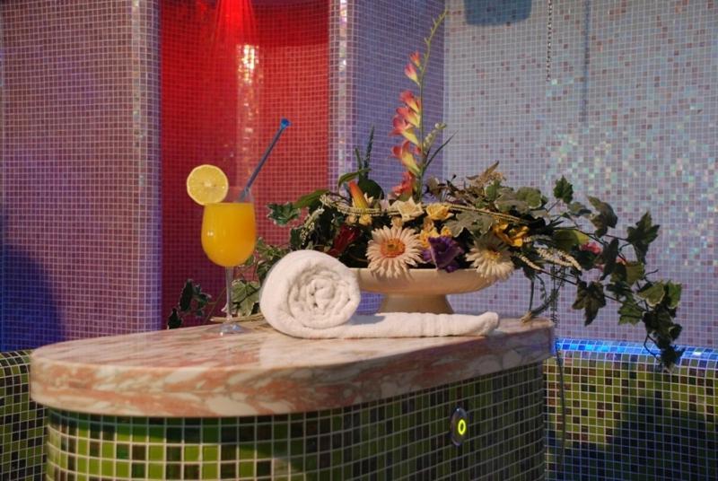 סן זנו די מונטניה Park Hotel Jolanda מראה חיצוני תמונה